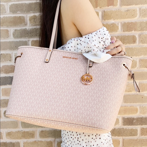 Gaby’sBags👜💕Michael Kors MK tote + wallet SET - Picture 6 of 6